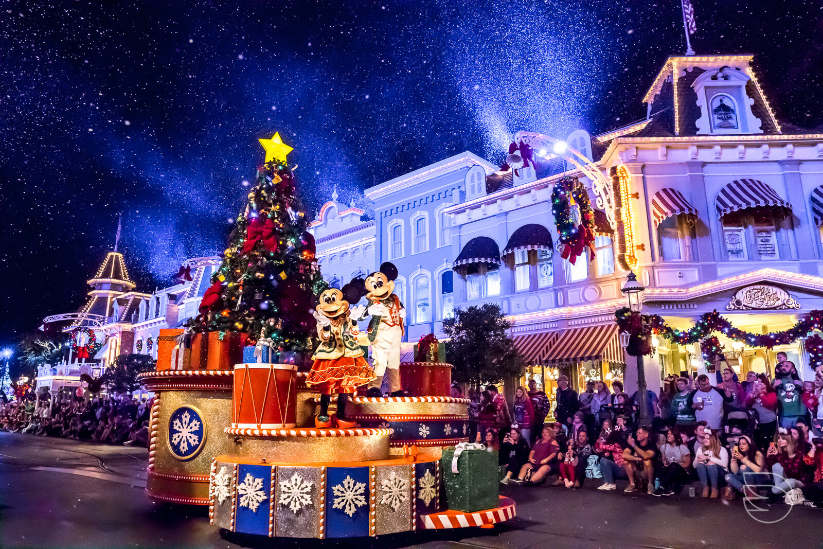 Festa de Natal da Disney • Mickey's Very Merry Christmas Party
