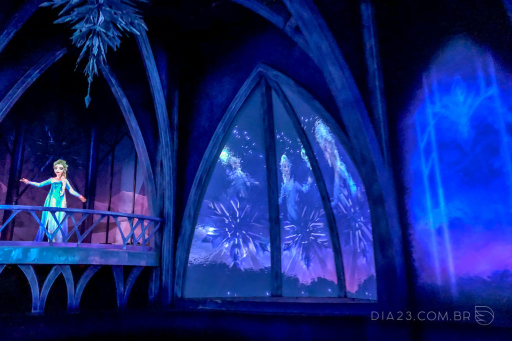 atração frozen ever after epcot pavilhão noruega