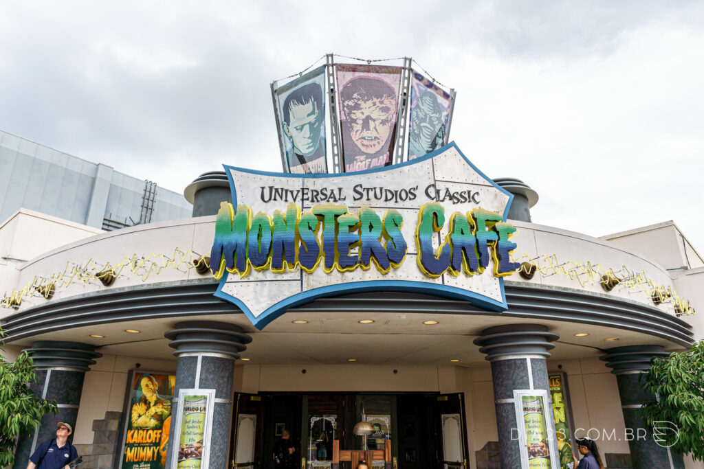 restaurante monster cafe universal studios