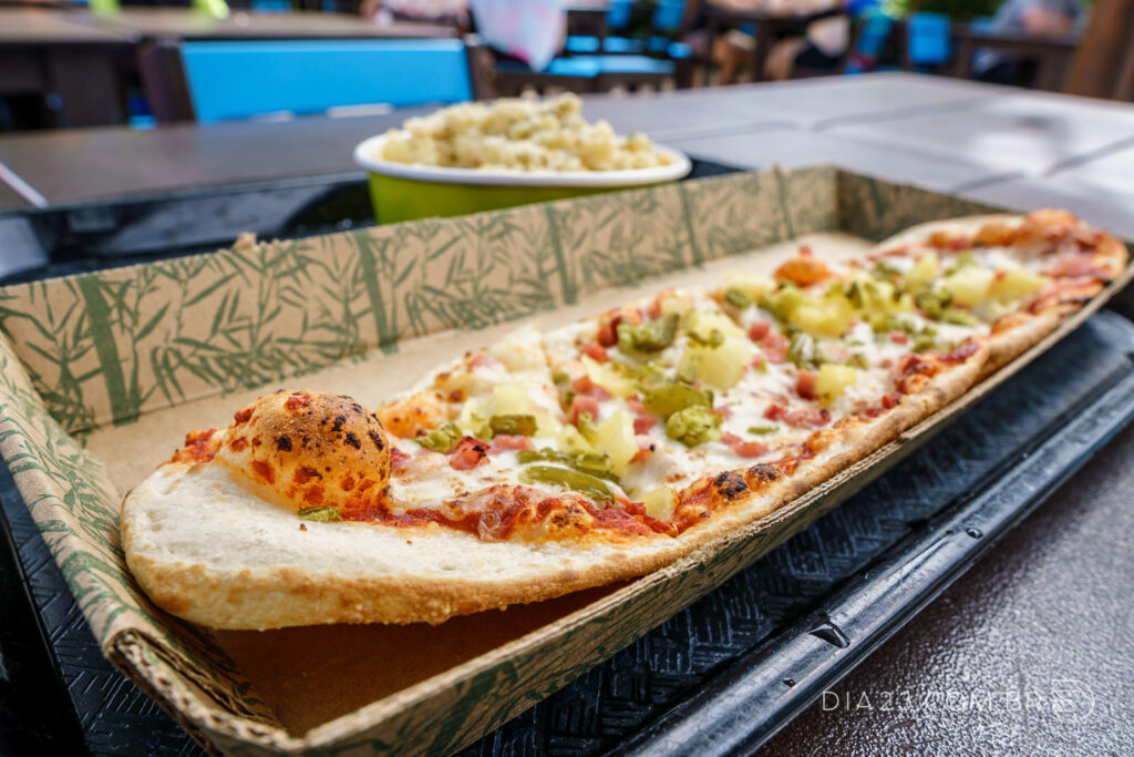 longoard pizza whakawaiwai restaurante volcano bay