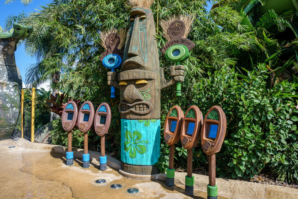 toten fila taputapu volcano bay atrações